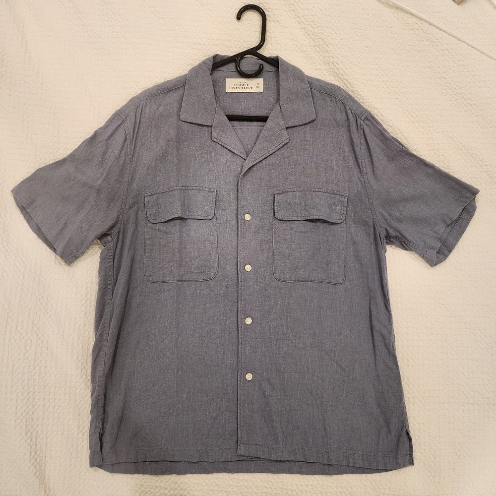Abercrombie & Fitch Men's Blue Camp Collar Shirt Medium